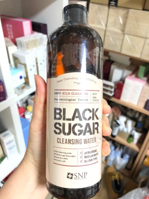 Black Sugar Cleansing Wate SNP