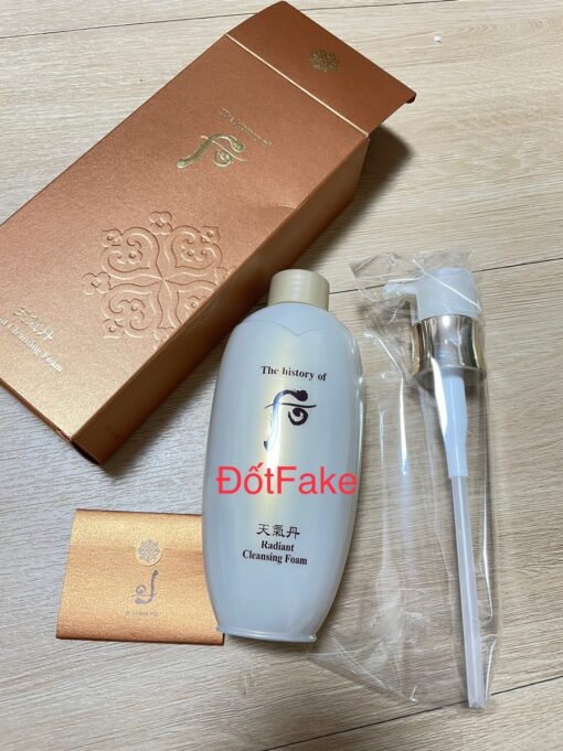 sửa rửa mặt Radiant cleansing foam của The History of Whoo