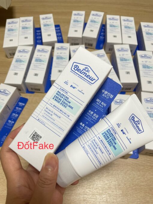 Kem dưỡng cho da dầu+ mụn Balancing Water cream Drbemeur