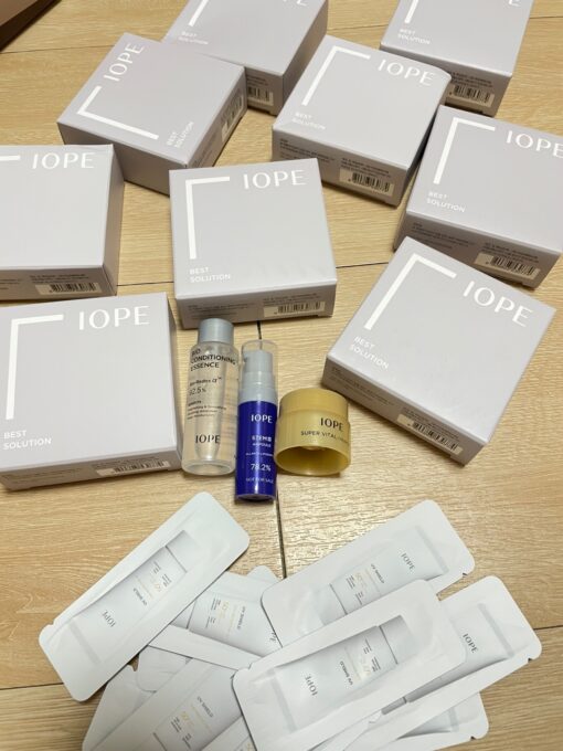 tập hợp set dưỡng da IOPE