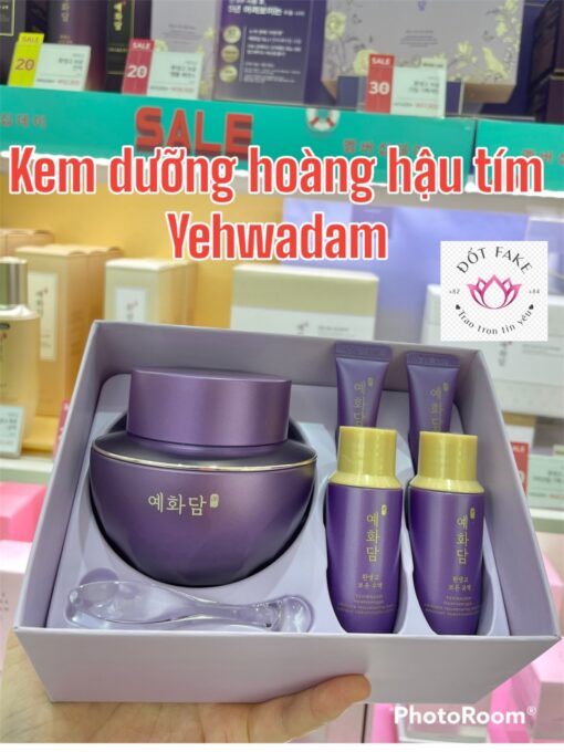 Kem dưỡng hoàng hậu Yehwadam Hwansenggo