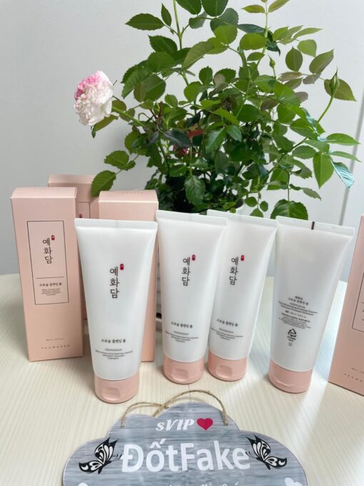 Sữa rửa mặt Yehwadam Thefaceshop