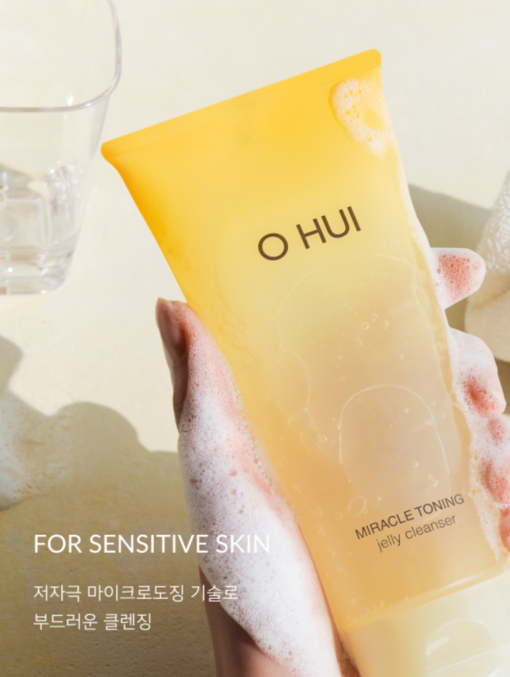 Sữa Rửa Mặt vitamin C OHUI Miracle Toning Jelly Cleanser