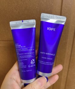 Kem dưỡng da tay cao cấp của IOPE
IOPE ANTI-WRINKLE HAND CREAM 50gam